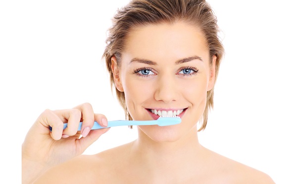 |nên đánh răng trước hay sau khi ăn|ăn sáng trước hay đánh răng trước|nên ăn sáng trước hay đánh răng trước