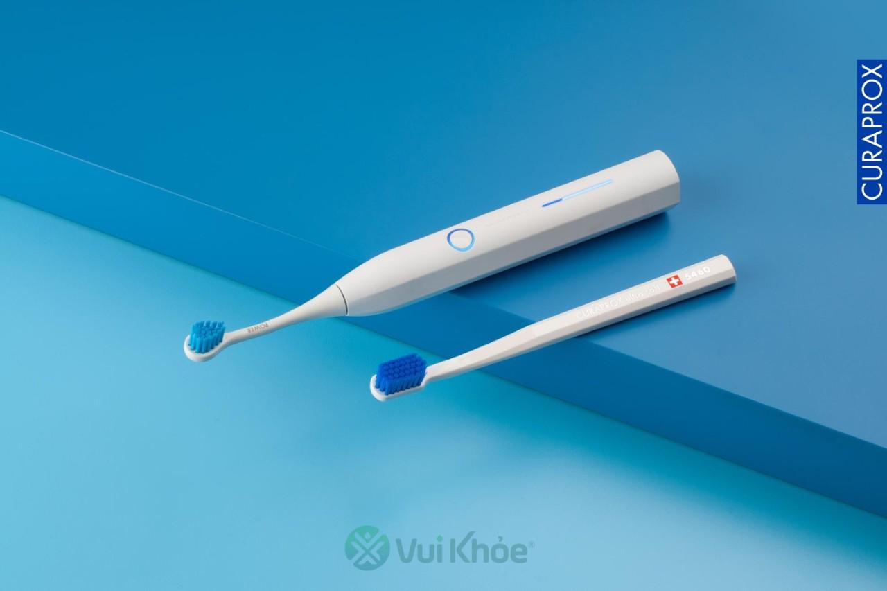 Care &amp; Share &#8211; Bí mật đằng sau bàn chải điện Curaprox Hydrosonic Pro
