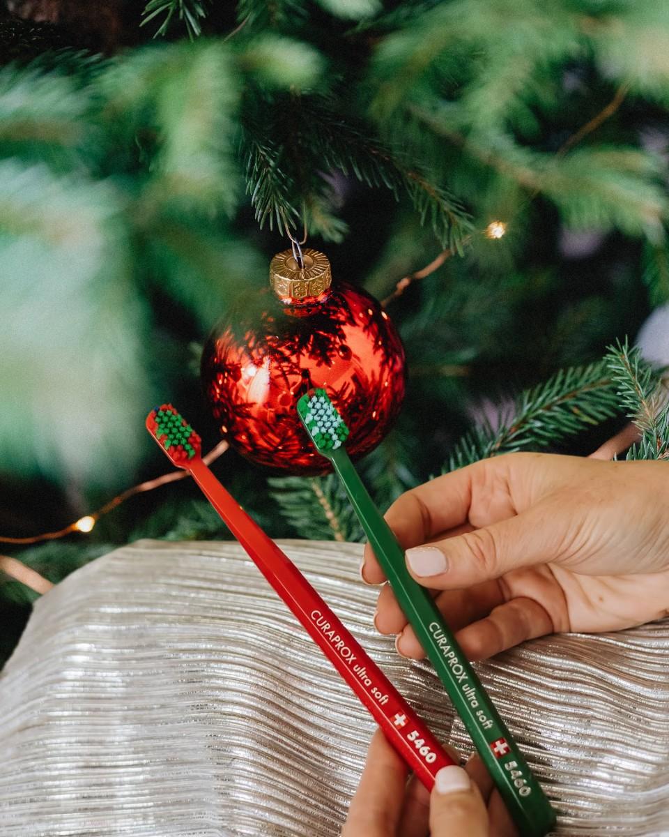 Care &amp; Share – Curaprox CS 5460 Christmas Edition 2025 – Món quà nhỏ mang không khí Giáng Sinh đến từng nụ cười!