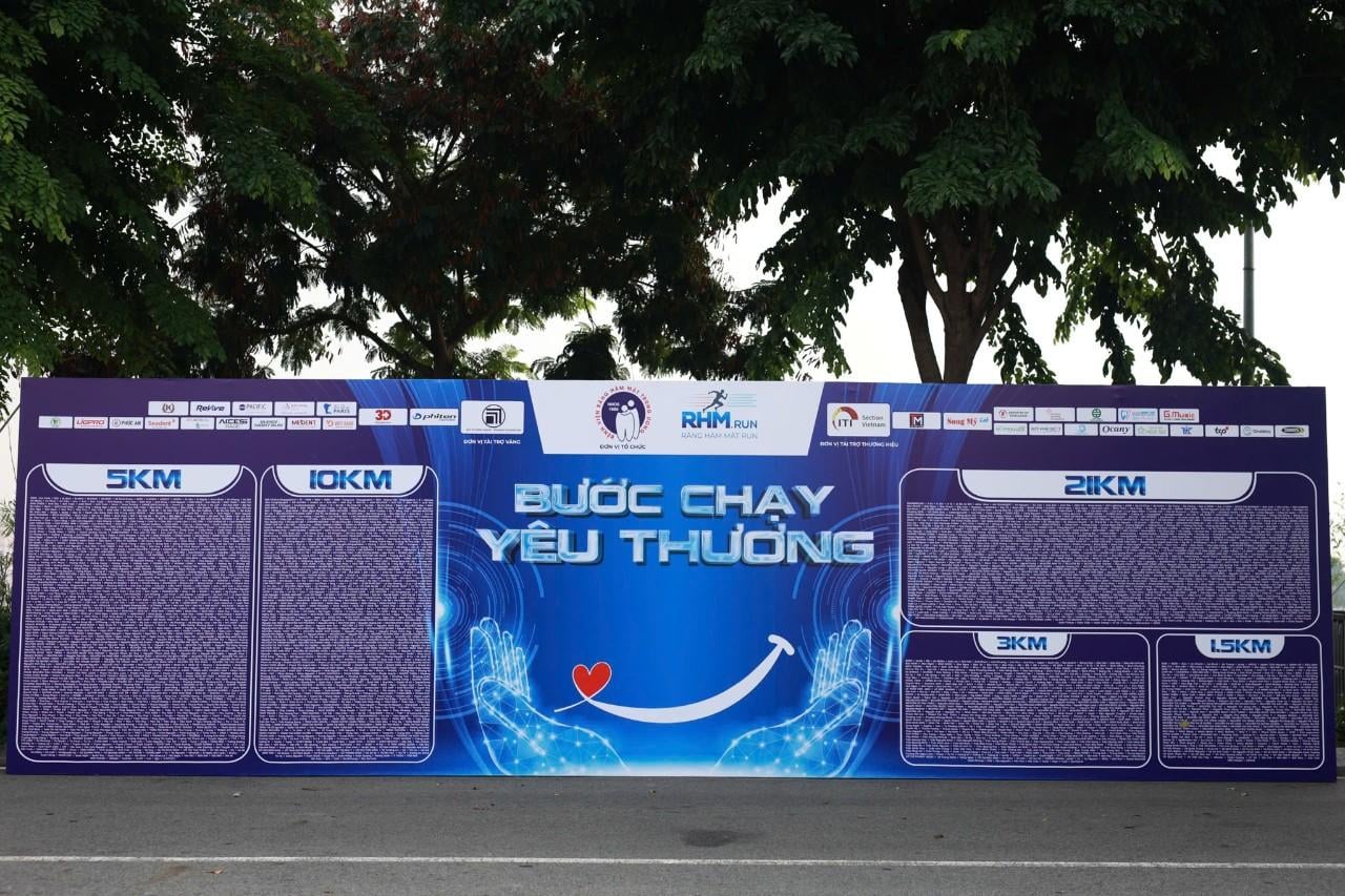 [RHM RUN 2025 - CURAPROX] Đồng hành cùng bước chạy yêu thương 2025